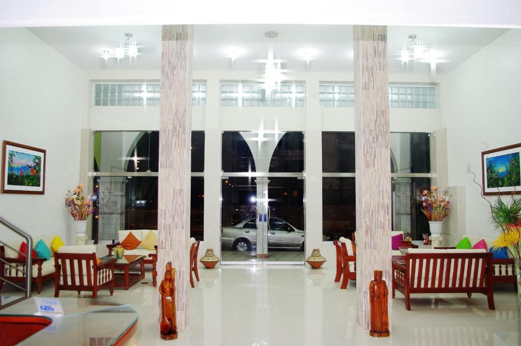 Del Castillo Plaza Hotel 普卡尔帕 外观 照片