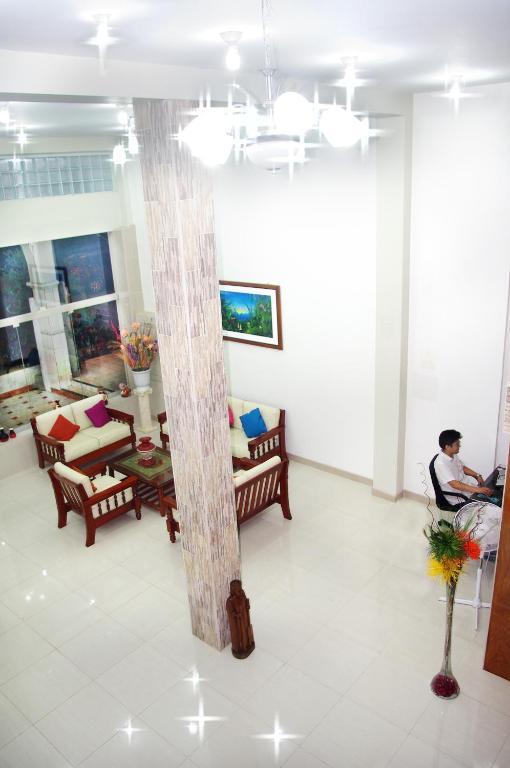 Del Castillo Plaza Hotel 普卡尔帕 外观 照片